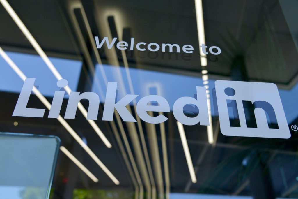 Cómo utilizar LinkedIn: guía para empresas y profesionales